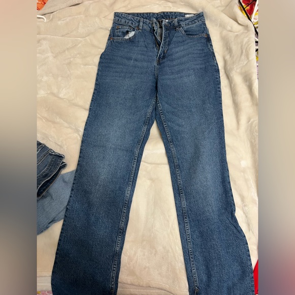 Jeans - Picture 2 of 2